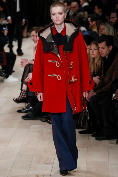 Look 22
